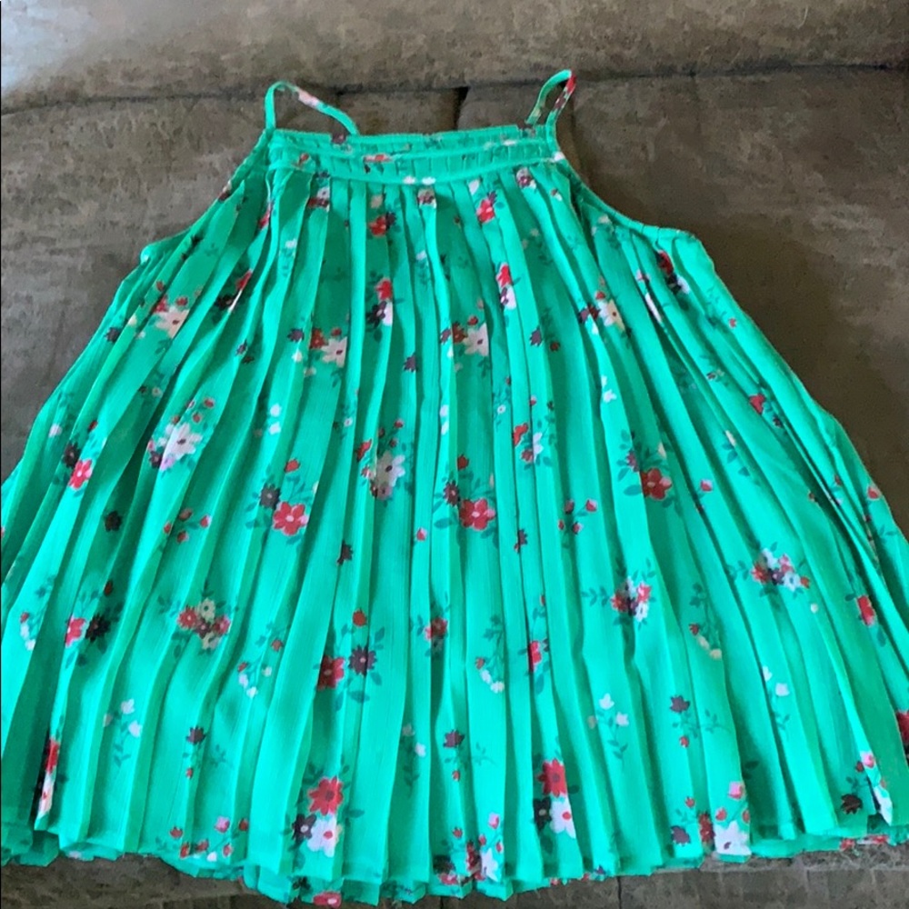 Green tank top with flowers